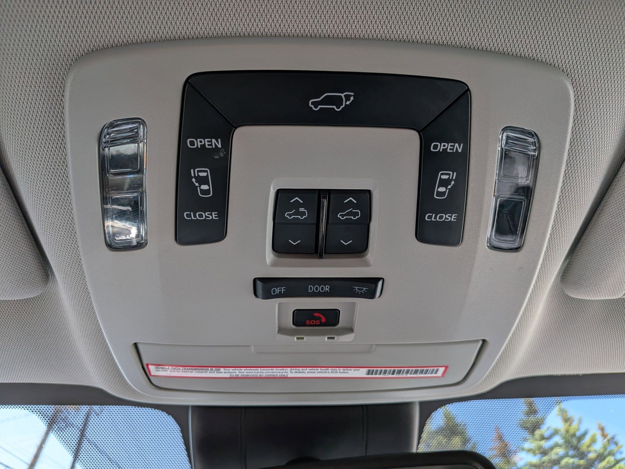 2024 Toyota Sienna XLE Plus Pkg 7 Passenger