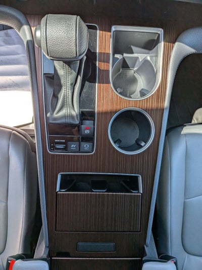 2024 Toyota Sienna XLE Plus Pkg 7 Passenger