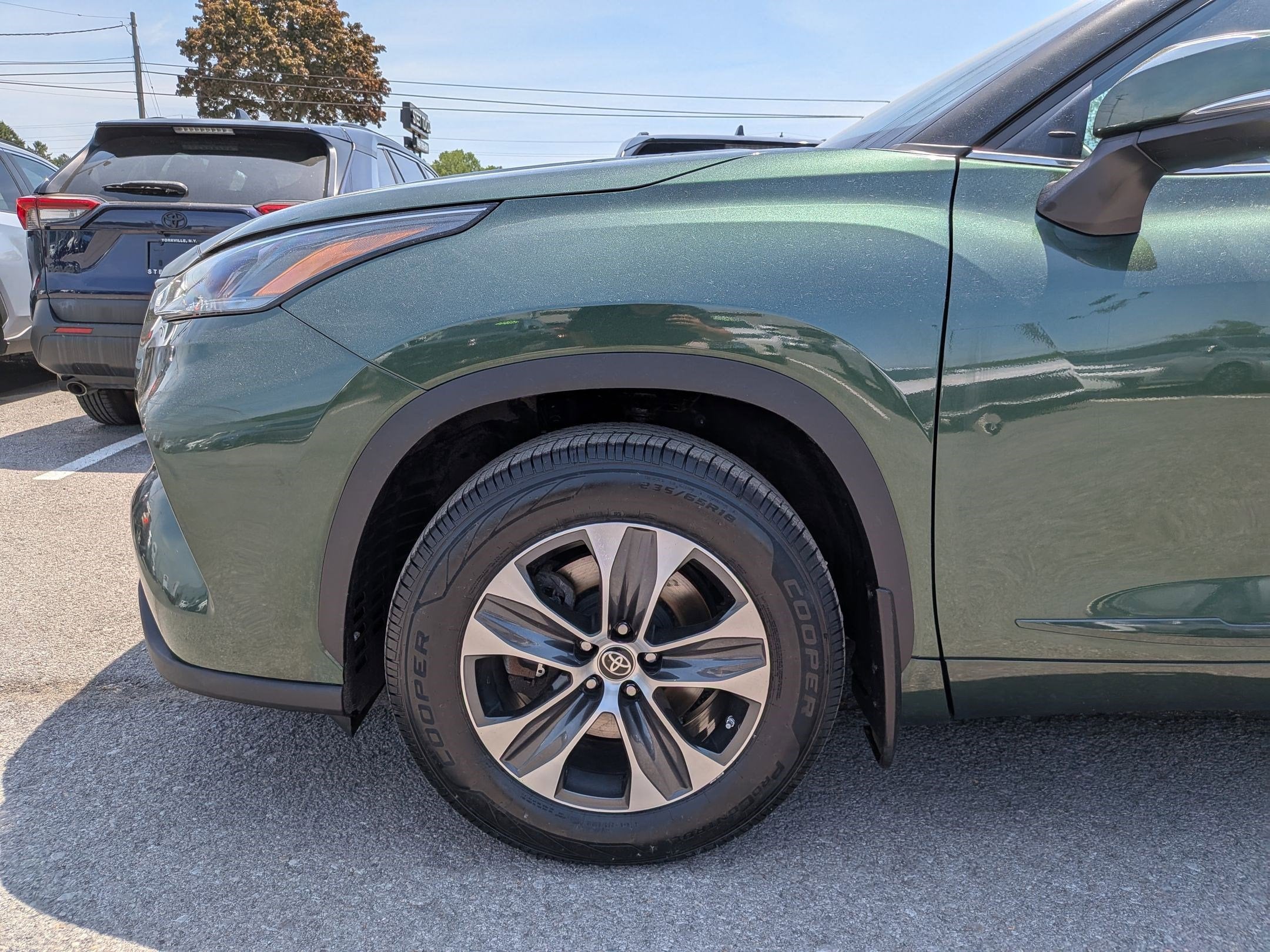 2023 Toyota Highlander XLE