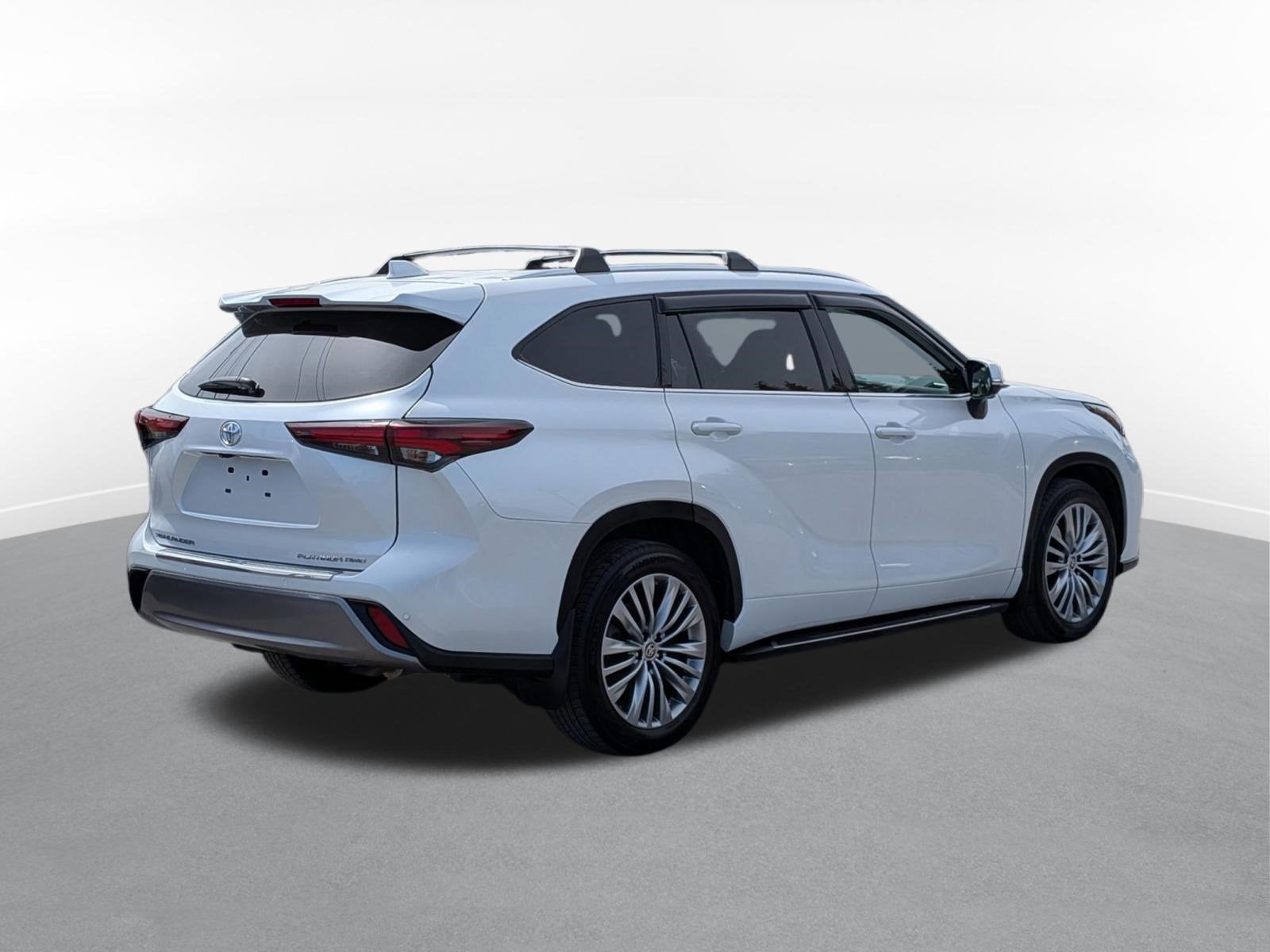 2024 Toyota Highlander Platinum