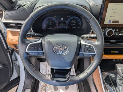2024 Toyota Highlander Platinum