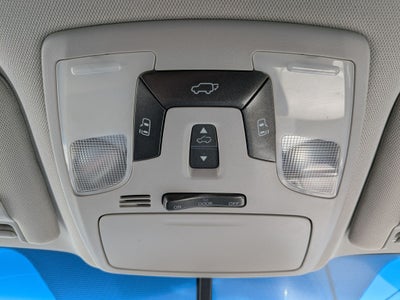 2015 Toyota Sienna XLE 8 Passenger