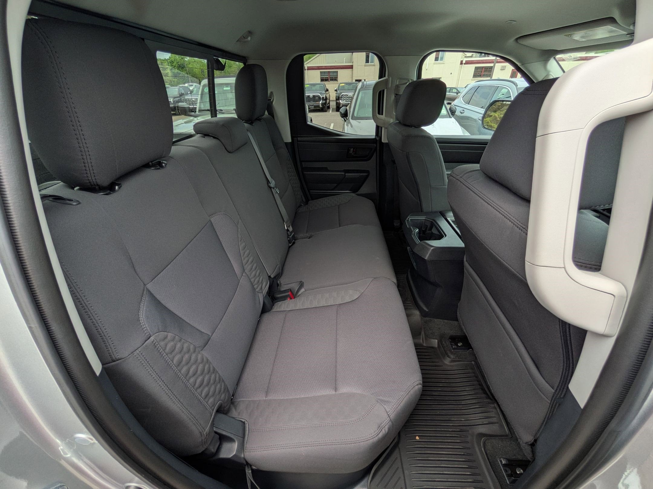 2024 Toyota Tundra SR LONG BED