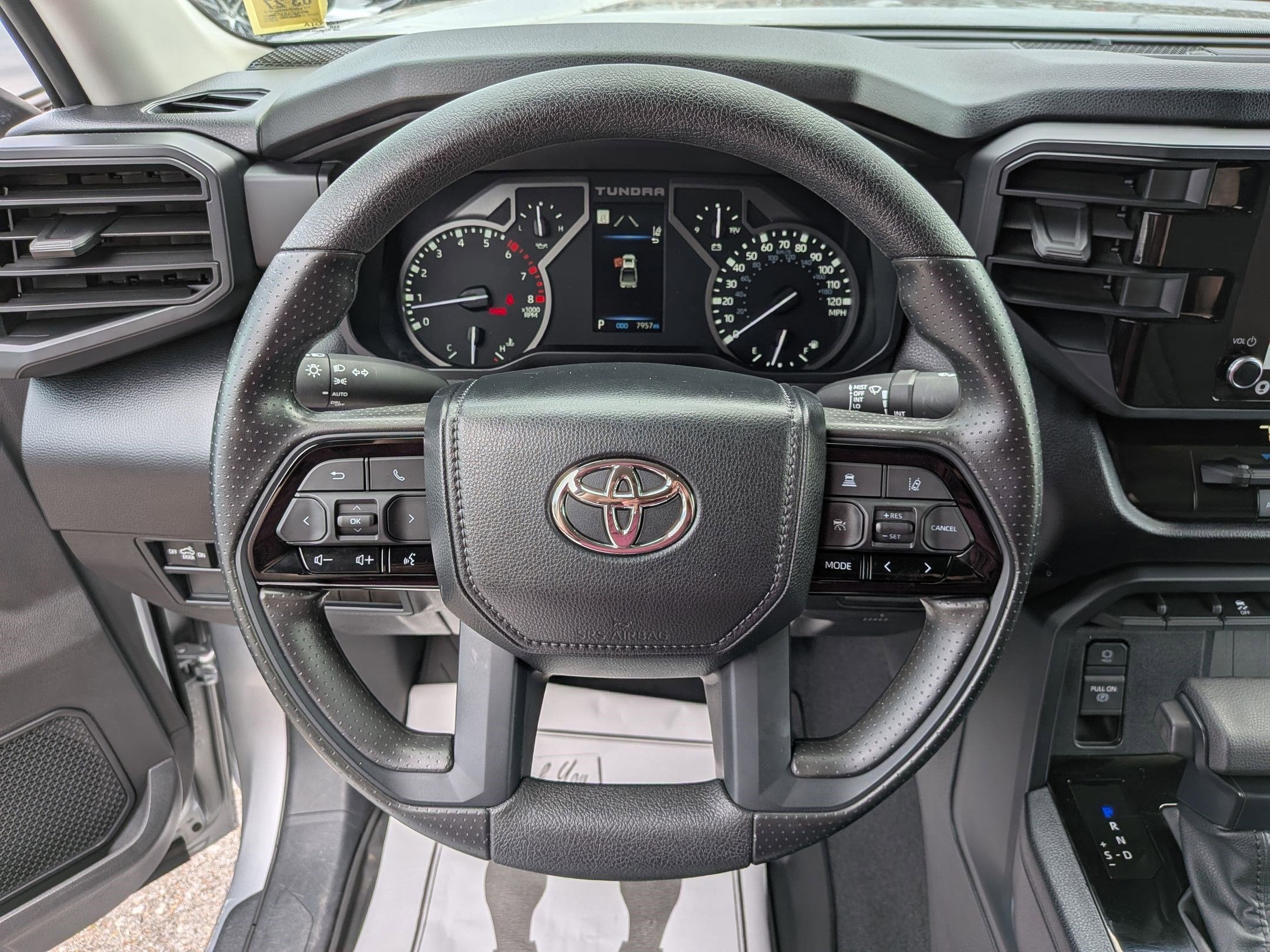 2024 Toyota Tundra SR LONG BED