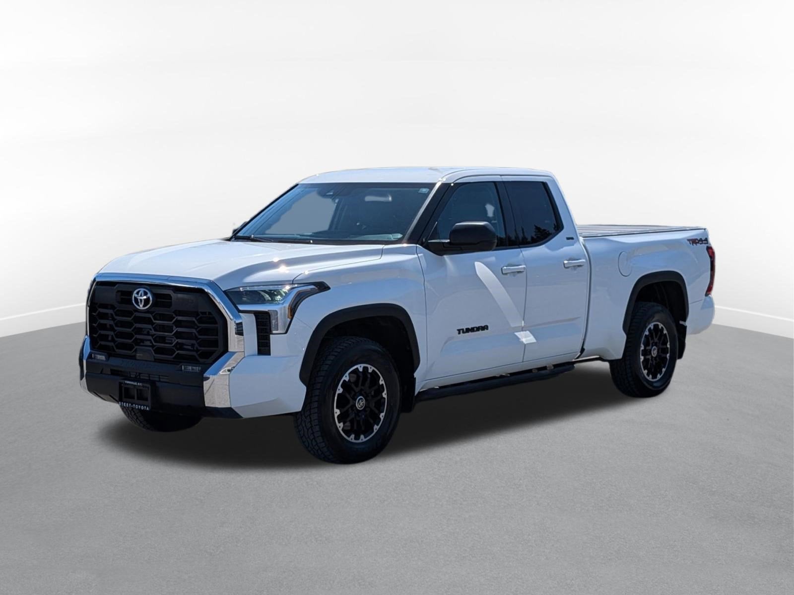2023 Toyota Tundra SR5 w/ Off Road Pkg