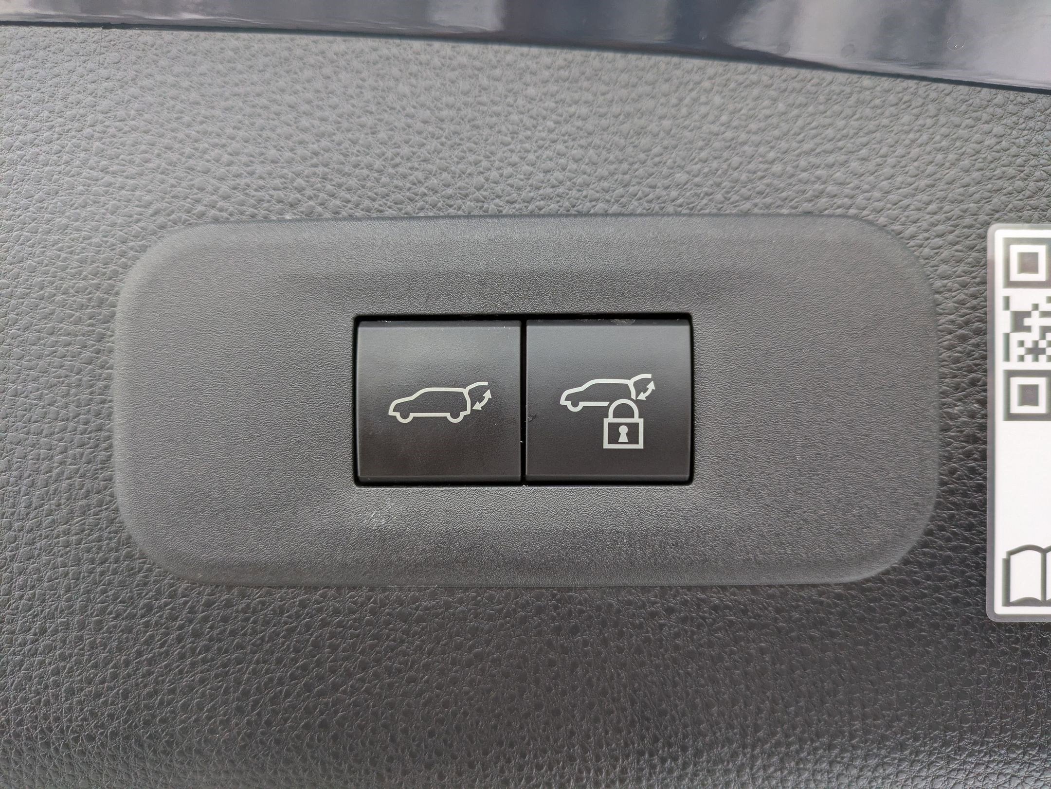 2025 Toyota Crown Signia XLE