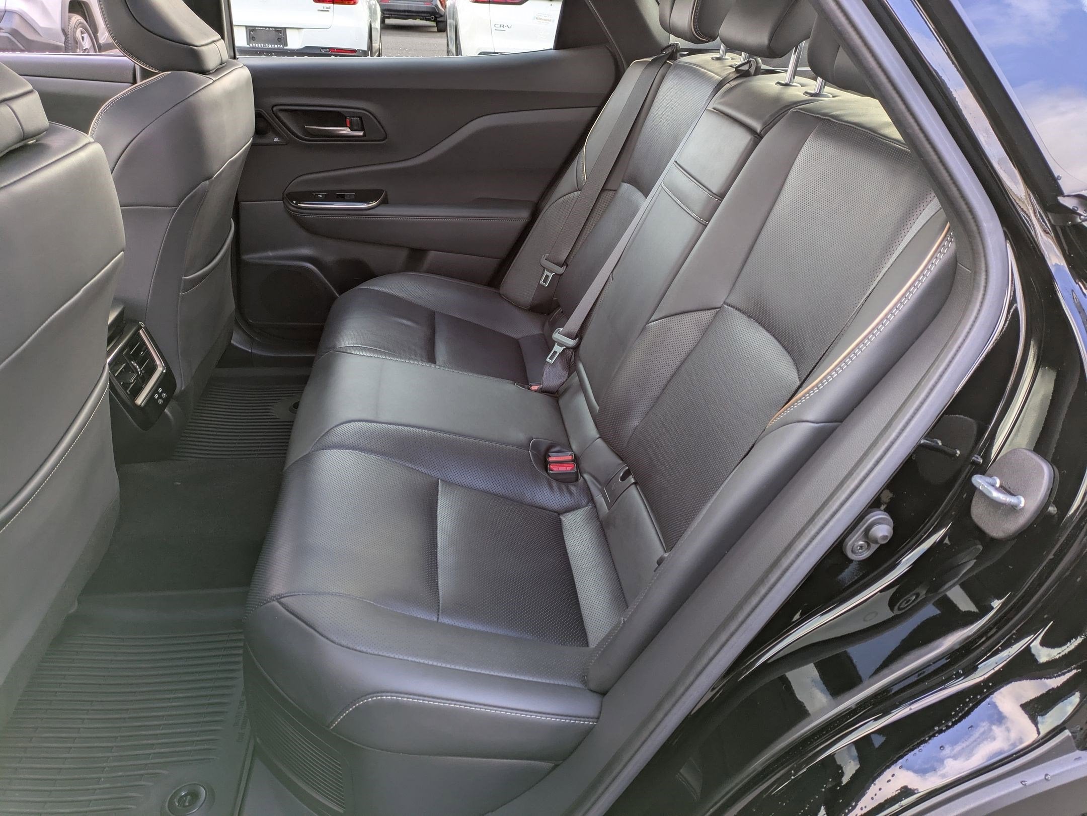 2024 Toyota Crown Platinum