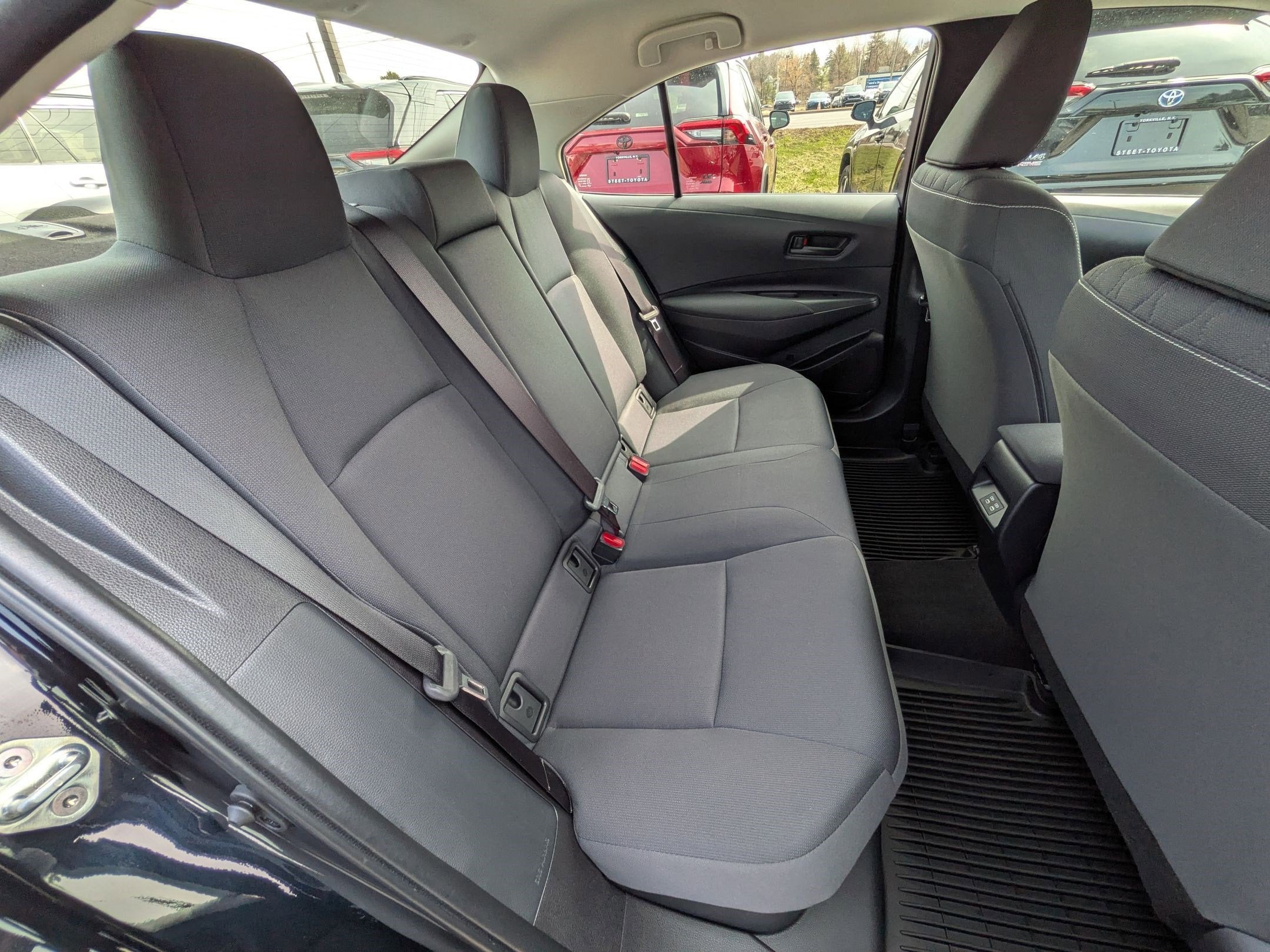 2025 Toyota Corolla Hybrid LE