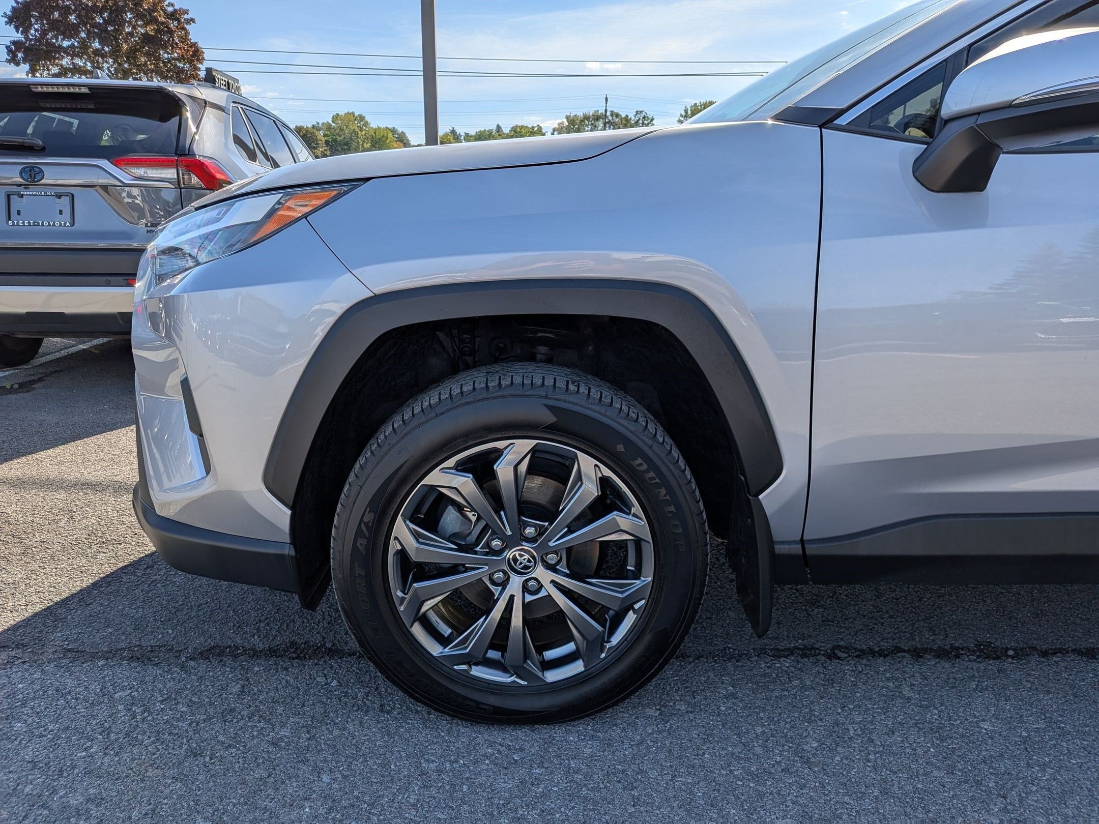 2024 Toyota RAV4 Hybrid XLE Premium