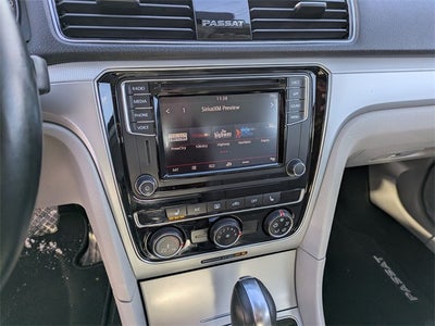 2019 Volkswagen Passat 2.0T Wolfsburg