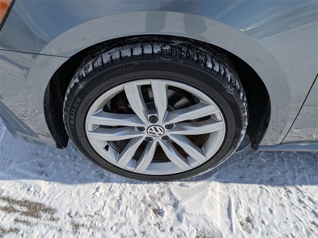 2019 Volkswagen Passat 2.0T Wolfsburg