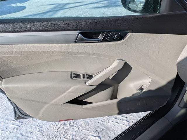 2019 Volkswagen Passat 2.0T Wolfsburg