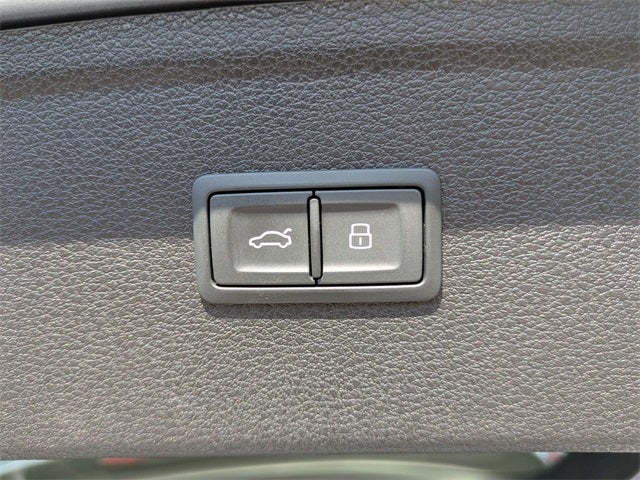 2023 Audi Q5 40 Premium quattro