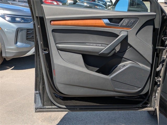 2023 Audi Q5 40 Premium quattro