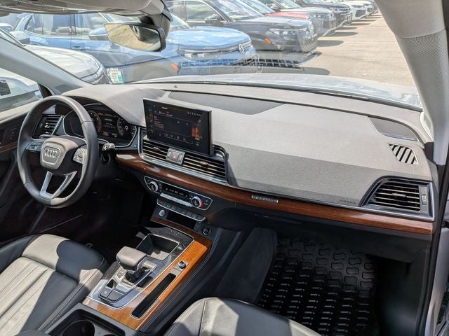 2023 Audi Q5 45 S line Premium quattro