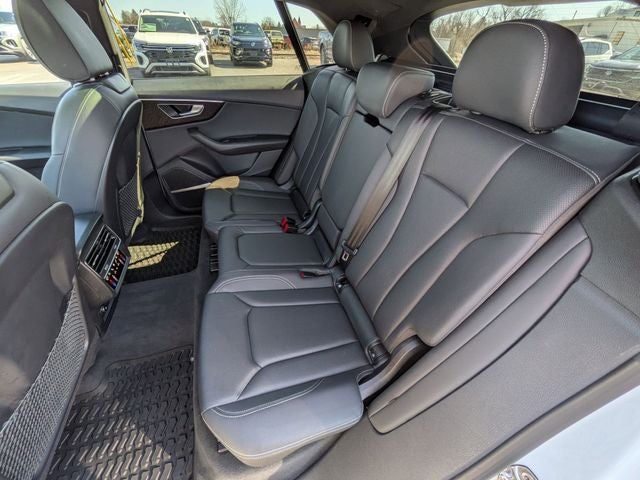 2022 Audi Q8 55 Premium Plus quattro